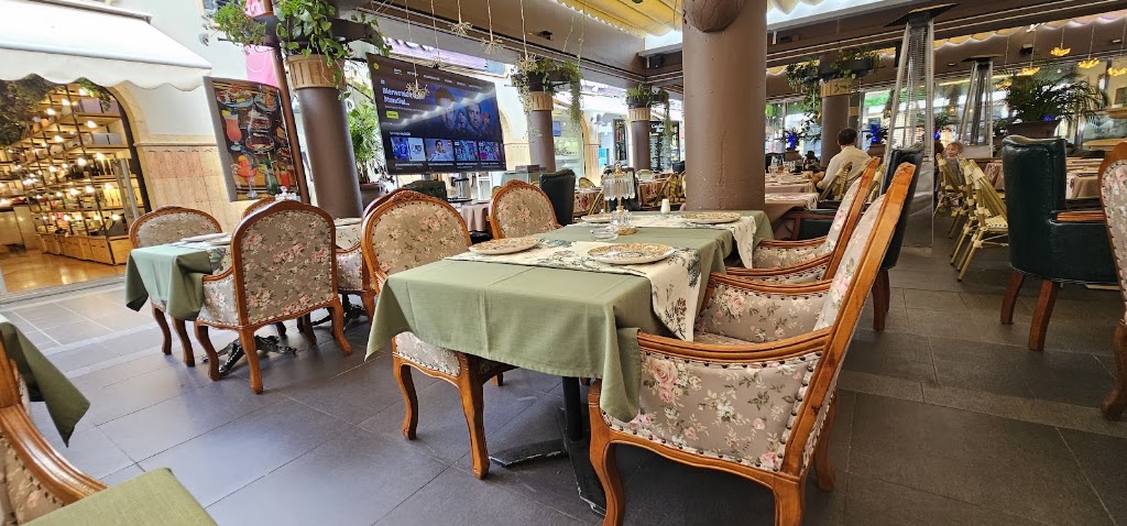 Cafe Le Parisien — Ambiente