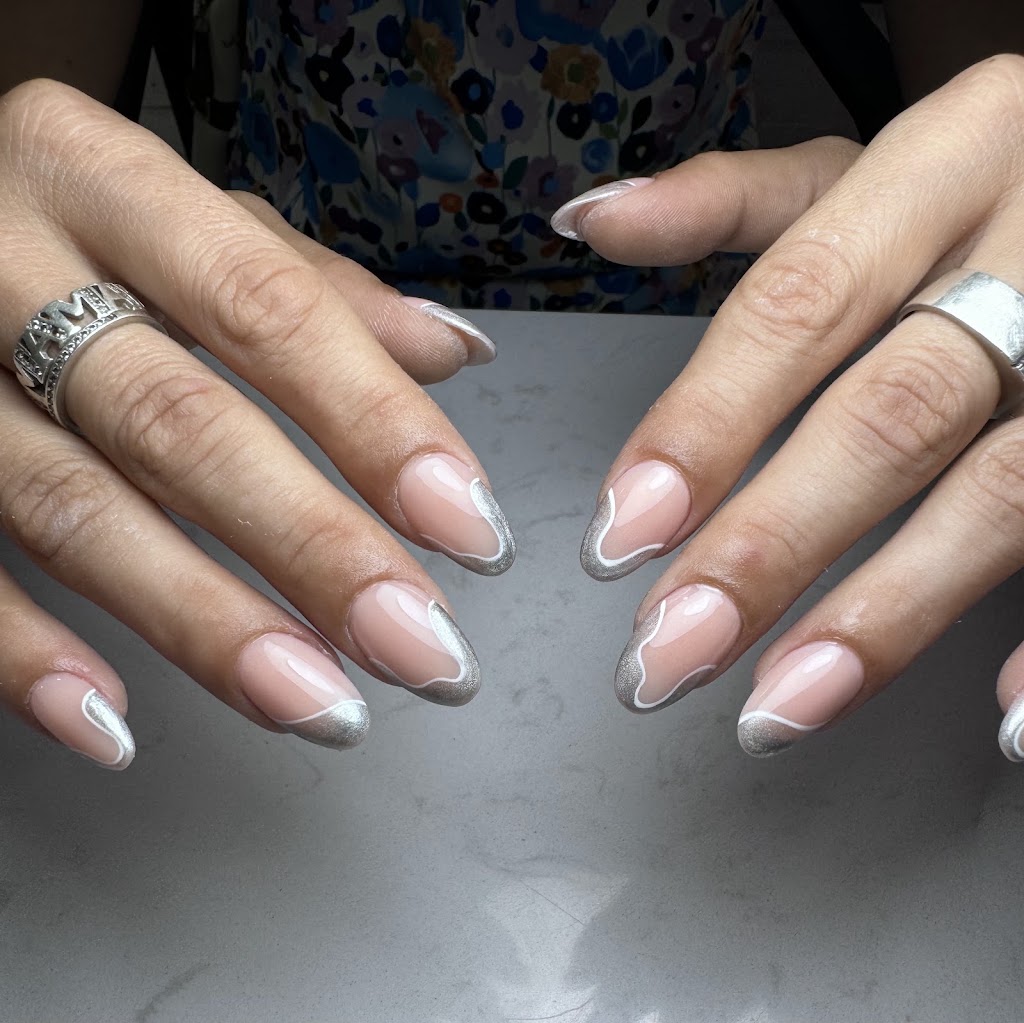 Blue nails — Del propietario