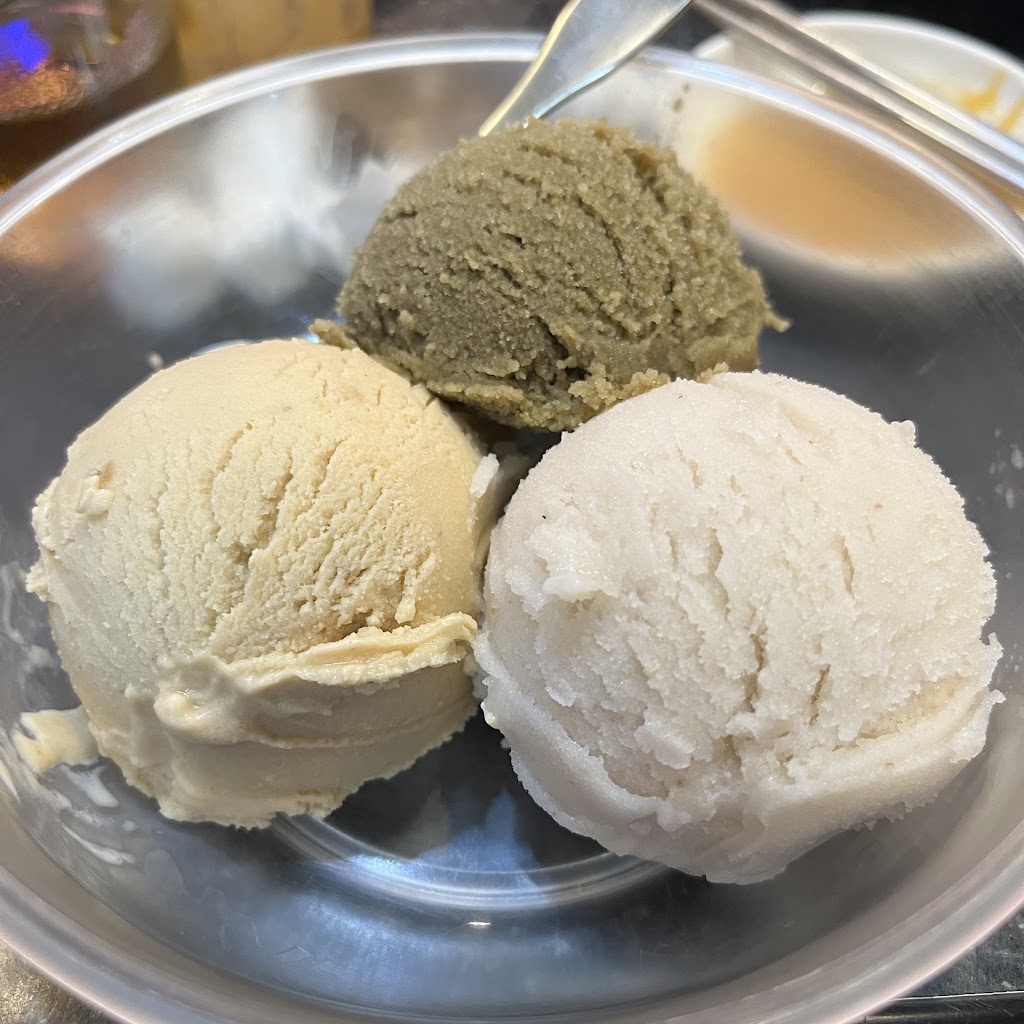 老絕養生小館 羊肉爐好吃美食推薦網紅羊肉爐飯麵水餃綿綿冰港式飲茶石門水庫名人堂六福村小人國龍潭美食旅遊大溪美食必吃 的照片