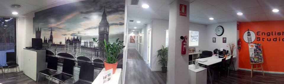 English Studio Cornella