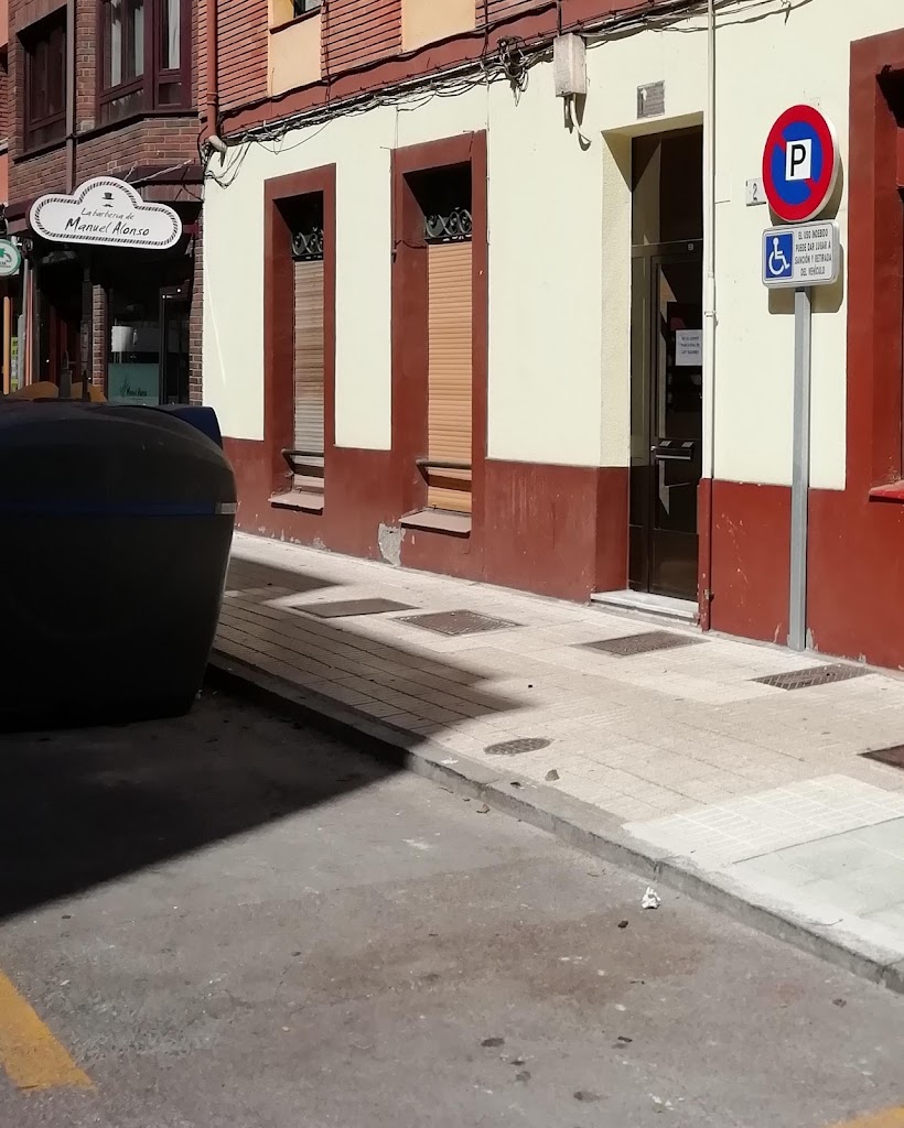Aparcamiento movilidad reducida — Signo