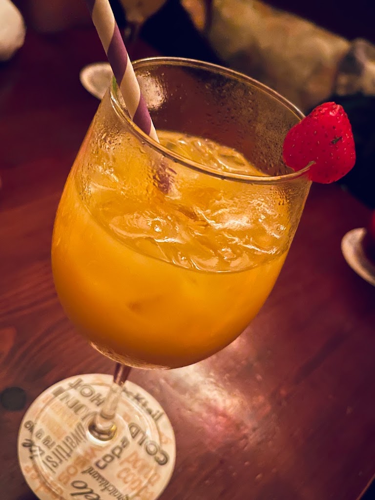 Juanita Banana — Comida y bebida