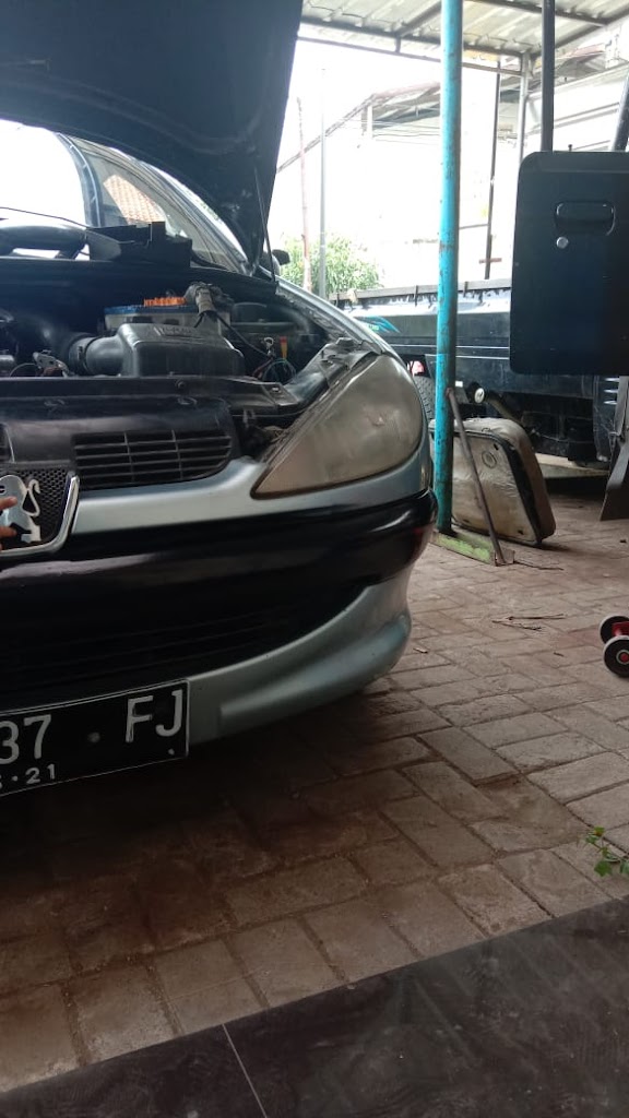 BENGKEL MOBIL RANPRA MOTOR