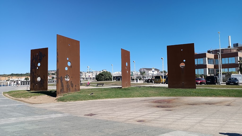 Monumento Sombras de Luz (Las Chaponas)