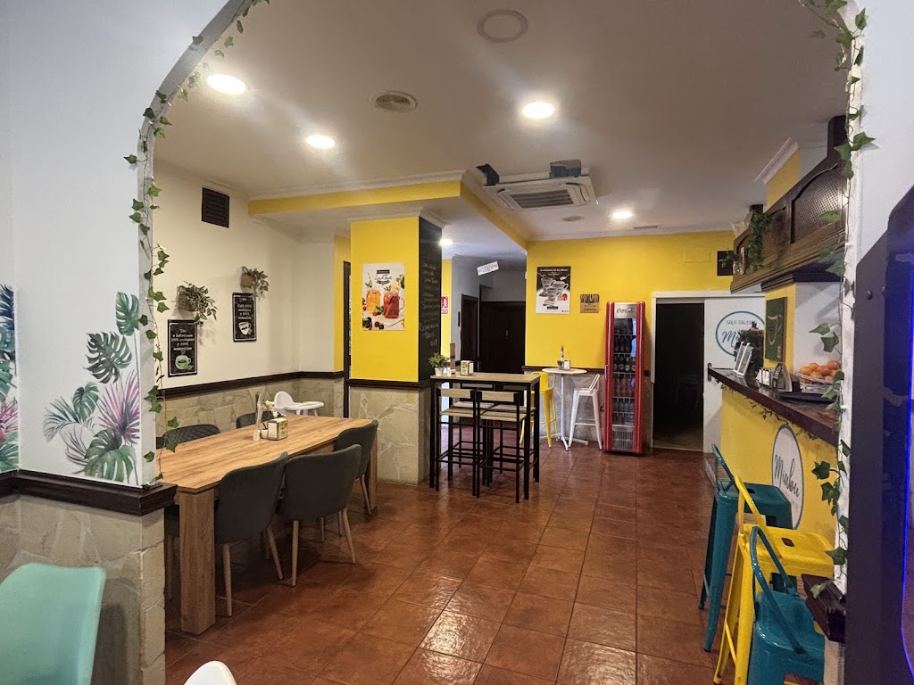 Miabu Cafeteria, Bar & Tapas. — Ambiente