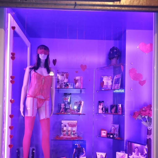 SexMillenium Lucena Sexshop, Esoterica Herbolario y Potenciadores Sexuales