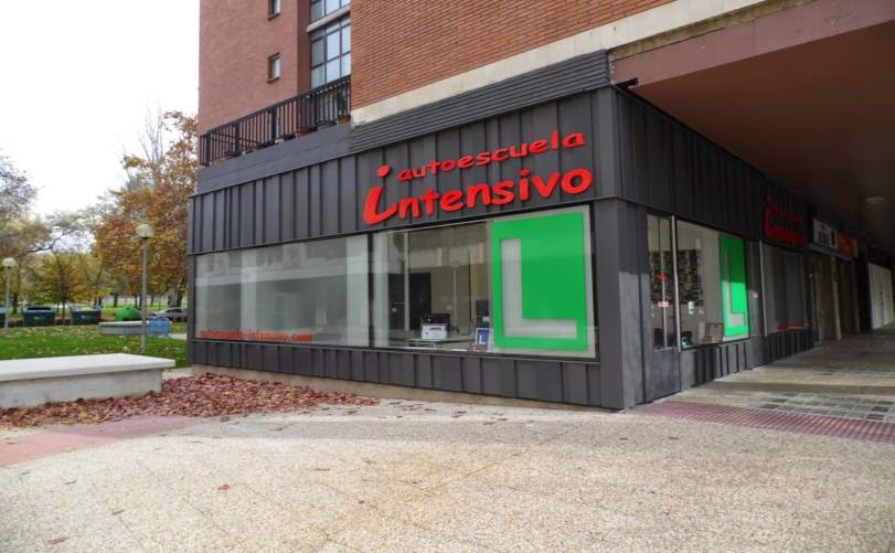Autoescuela Intensivo Pamplona — Del propietario