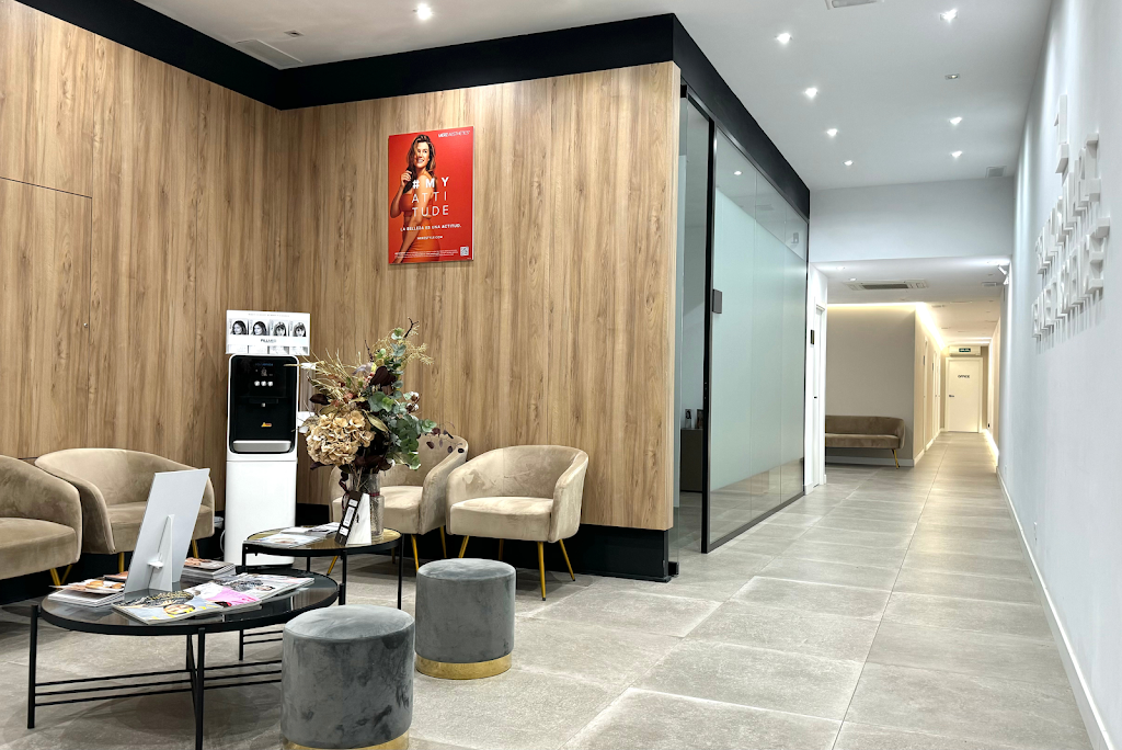 Sthetic Clinics Granollers Medicina Y Cirugia Plastica — Lobby