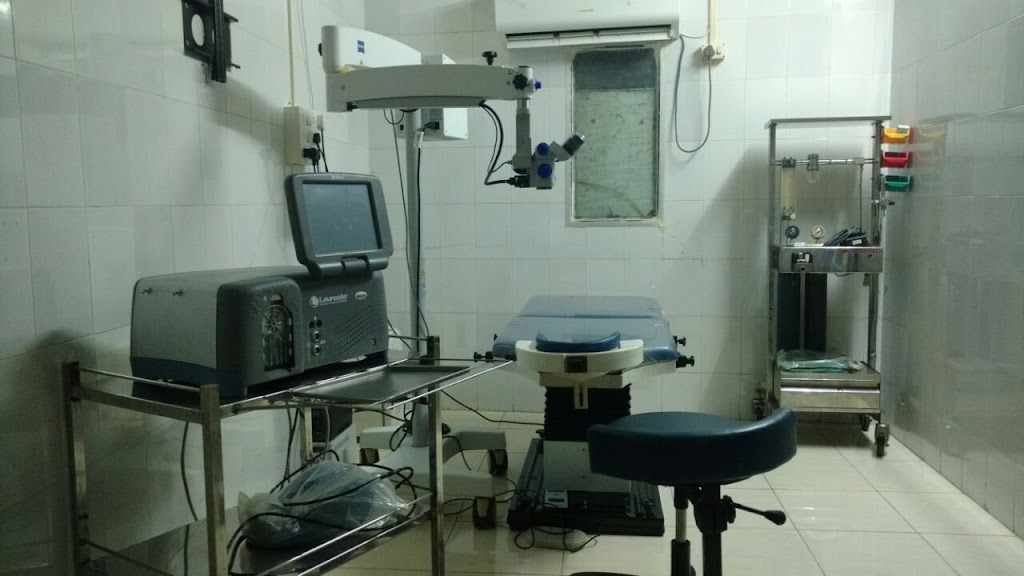 Sai Krupa Drushti Eye Hospital Dr Bhalchandra Nakhwa