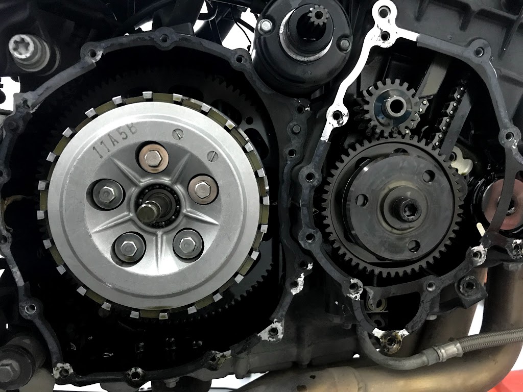 Fast Engine | Taller mecanico en Lleida, multimarca especialistas en electronica