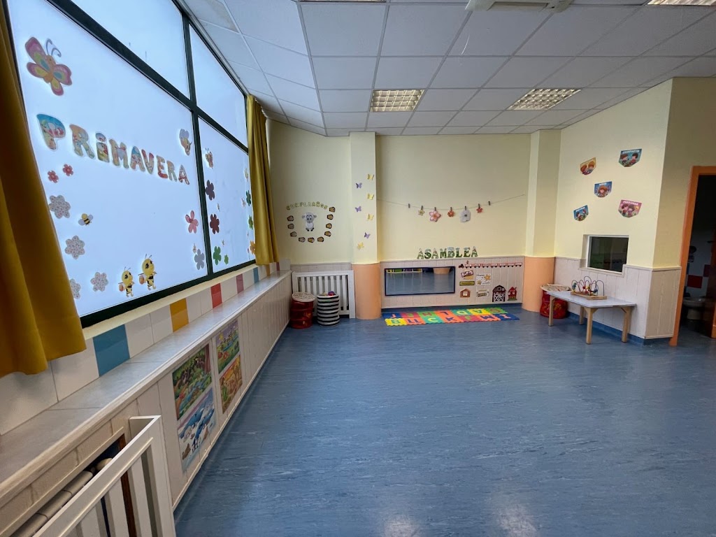 ESCUELA INFANTIL SUENOS CON ALAS — Escuela