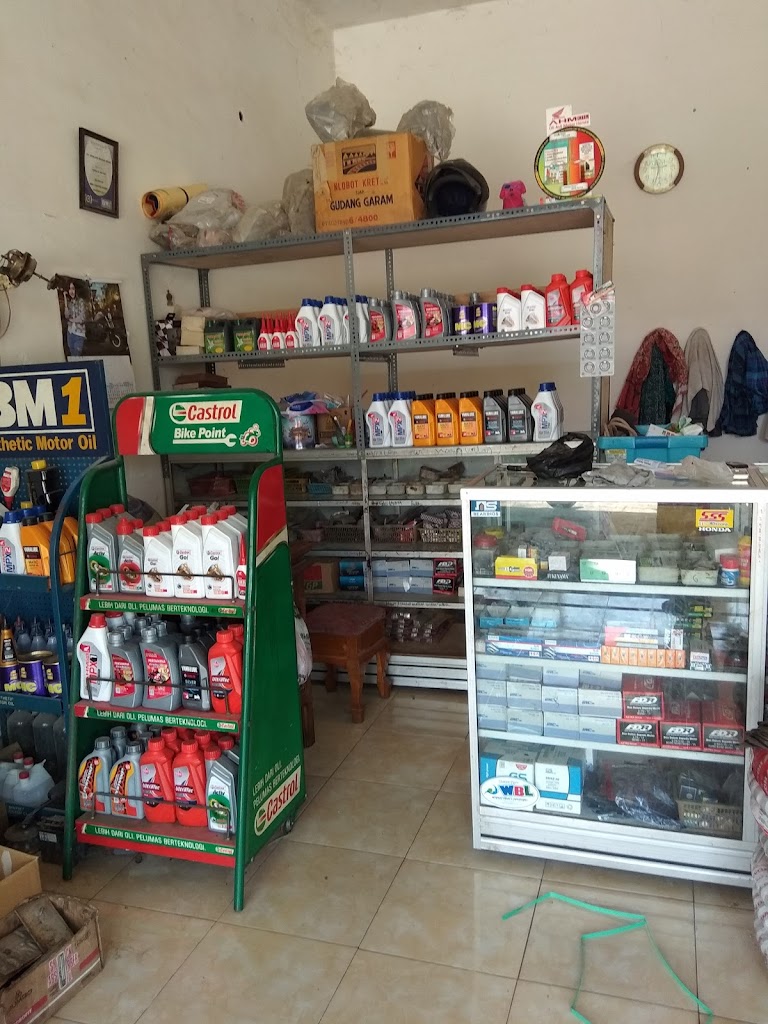 bengkel cahaya motor kemantren paciran lamongan