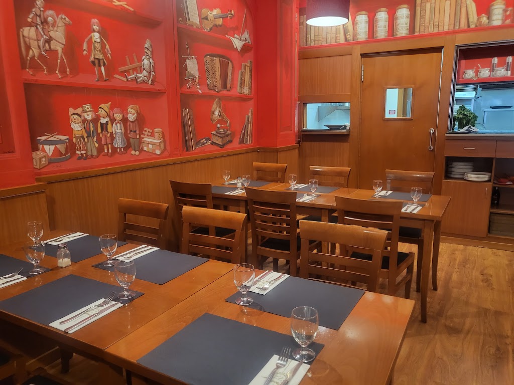 La Piazza — Ambiente