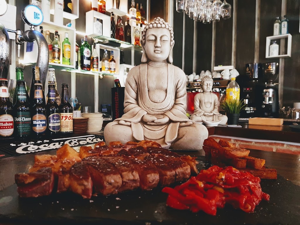 Budha Villalba — Comida y bebida