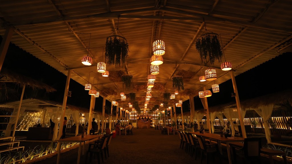 Area 96 Riverside Restaurant