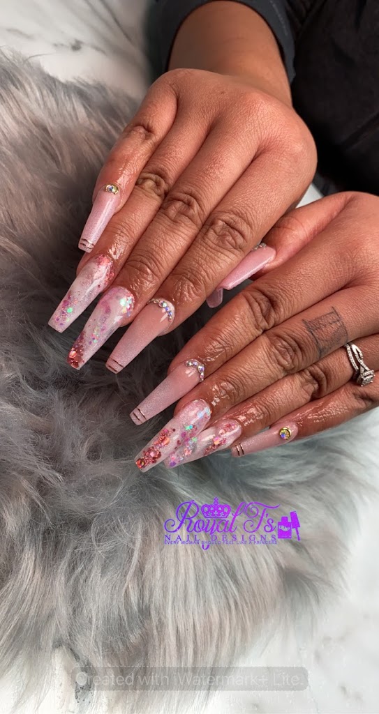 Royal T's Nail Designs - South Holland, IL