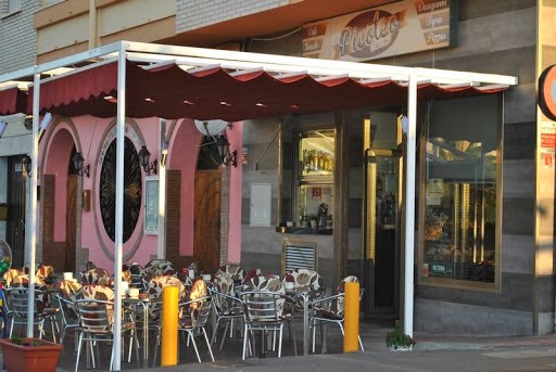 El Picoteo - Cafe Bar Tapas