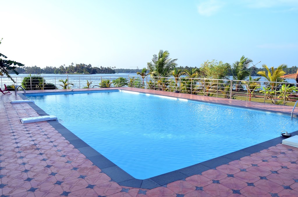 Regent Lake Village Island Resort