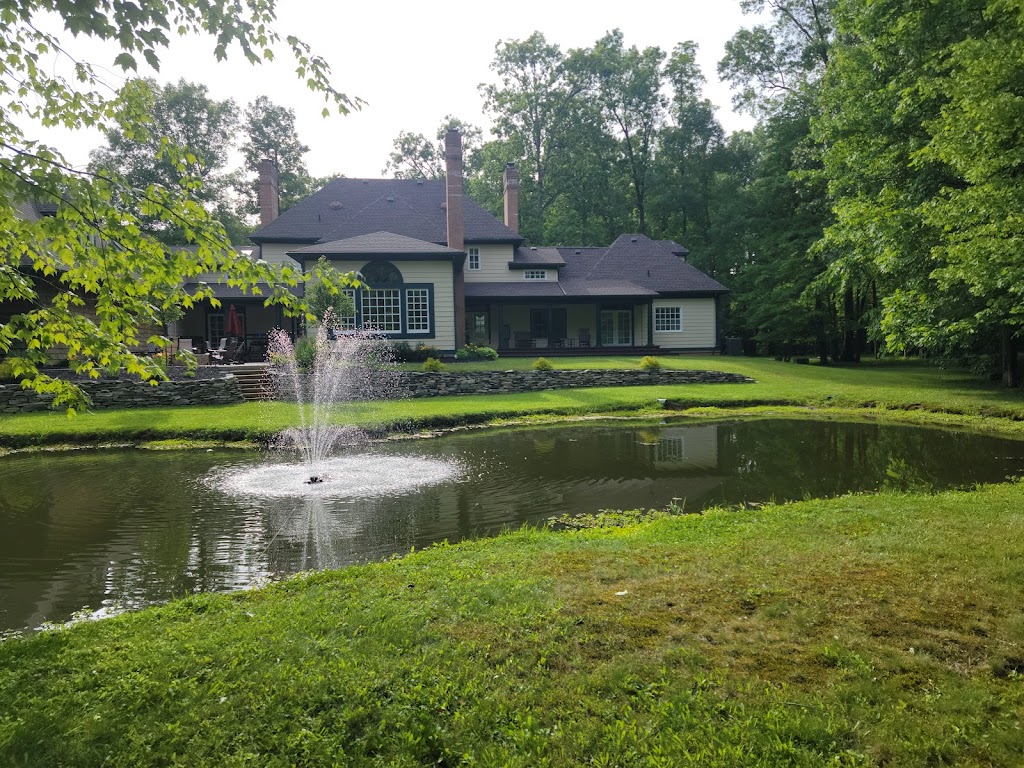 Shady Oaks Farm Bed and Breakfast - Bed & breakfast in Northfield , United States of America