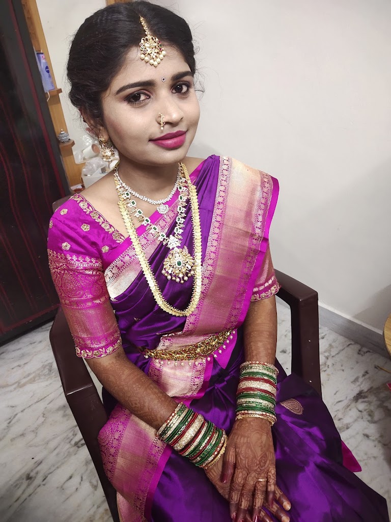 Dulhan Beauty Parlour