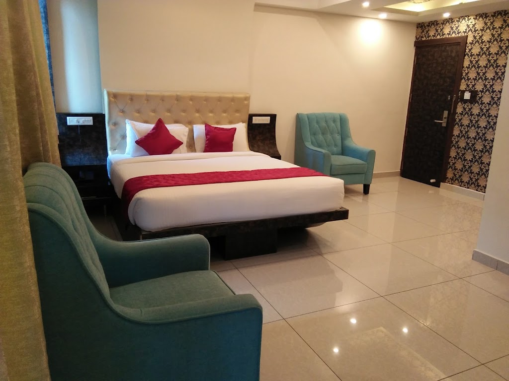 Hotel Golden Amulya Restwings