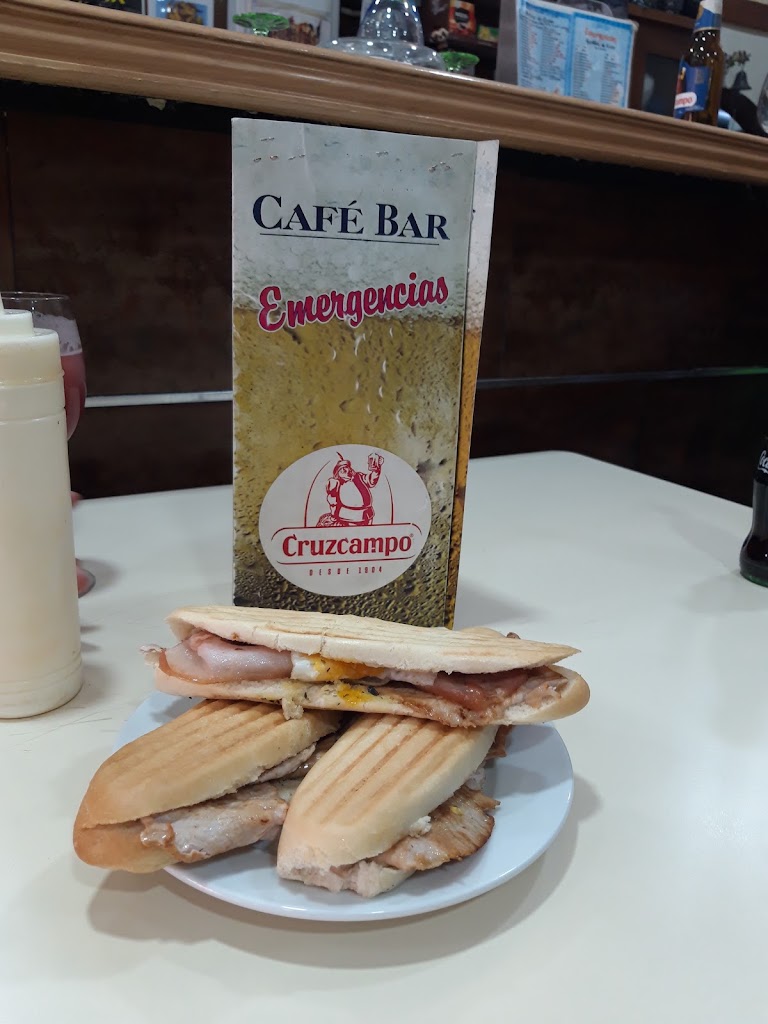 Bar cafeteria — Comida y bebida