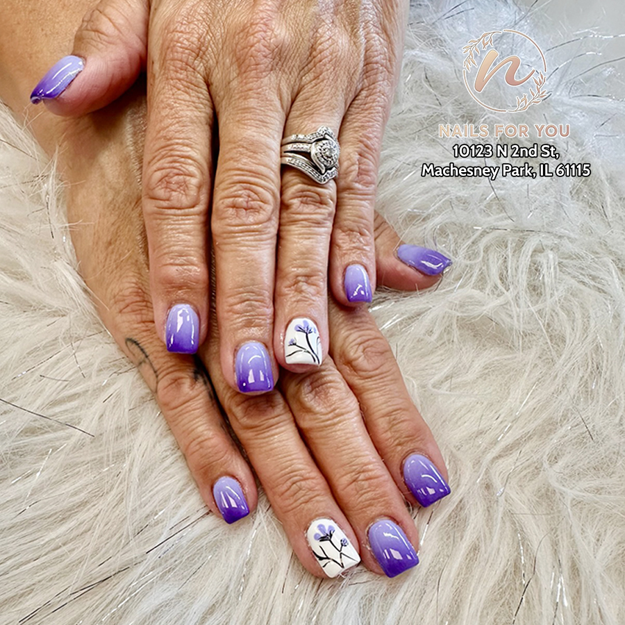 Glow Head Spa Nails