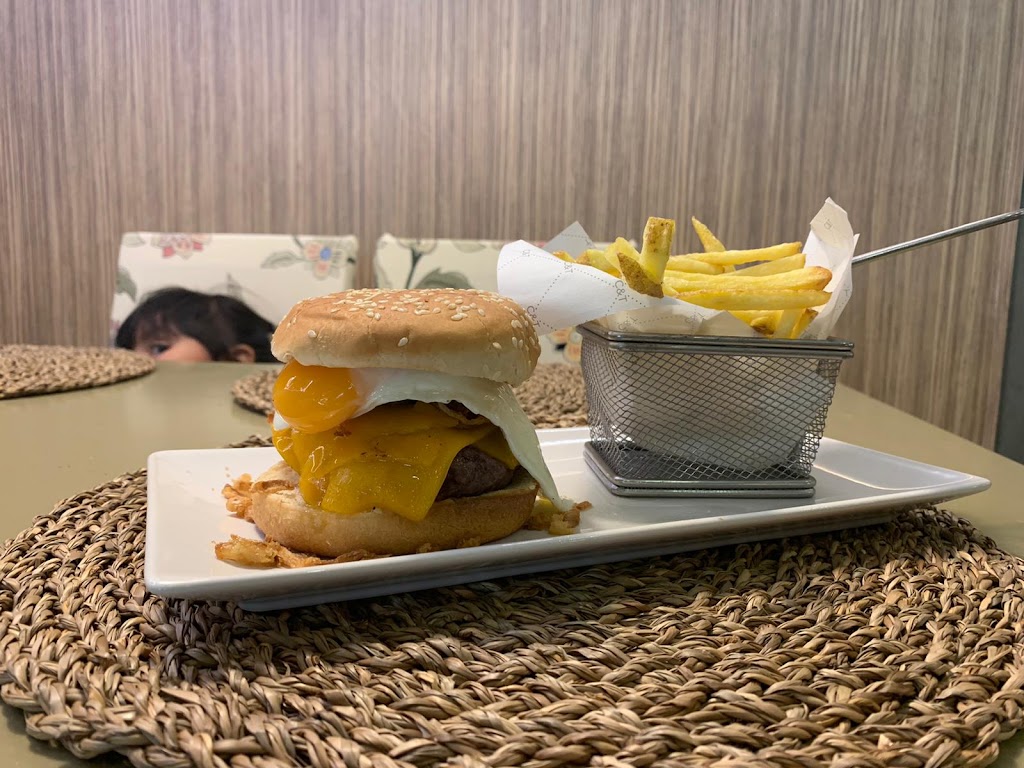 Sabores D'Martins — Comida y bebida