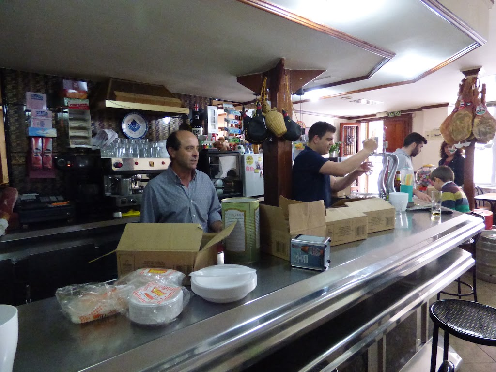 Cafe- bar Castillo — Ambiente