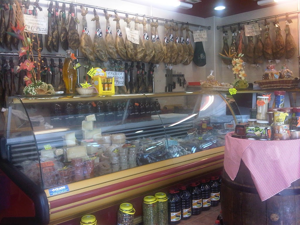 El Capricho Iberico — Ambiente