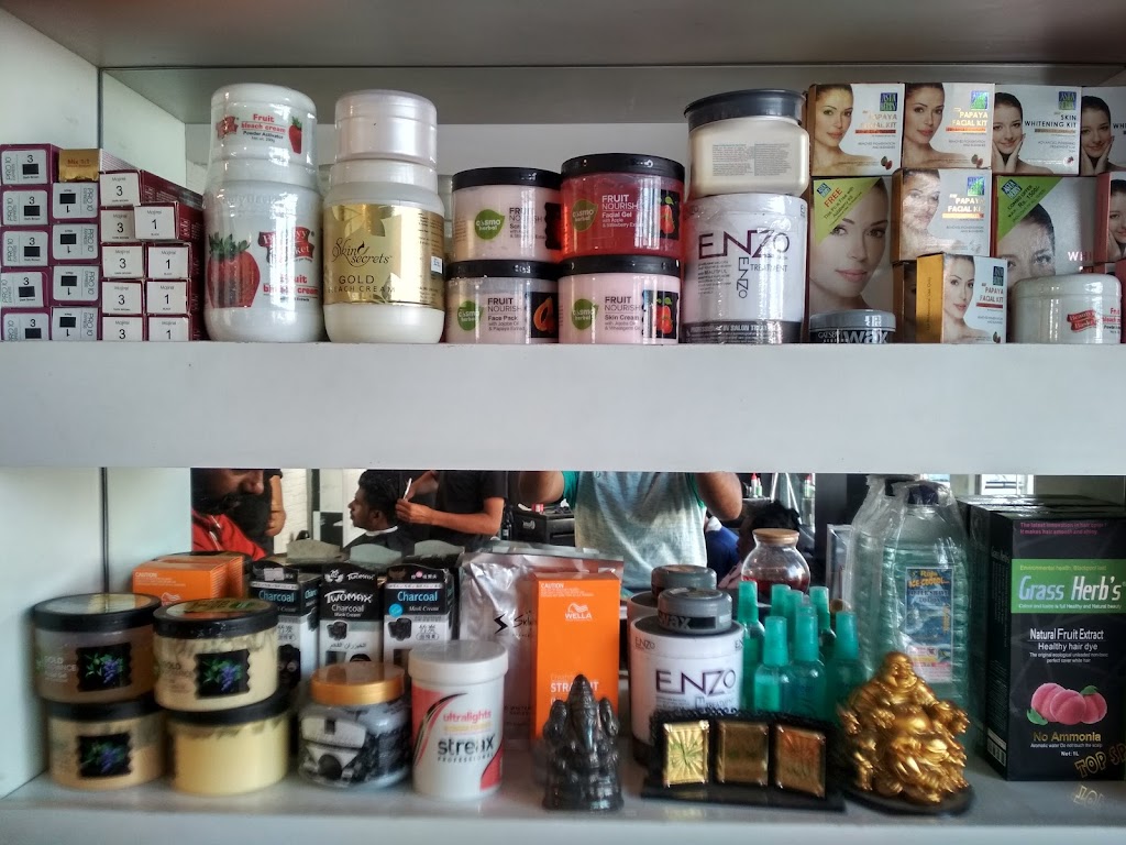 Scissors Unisex Saloon