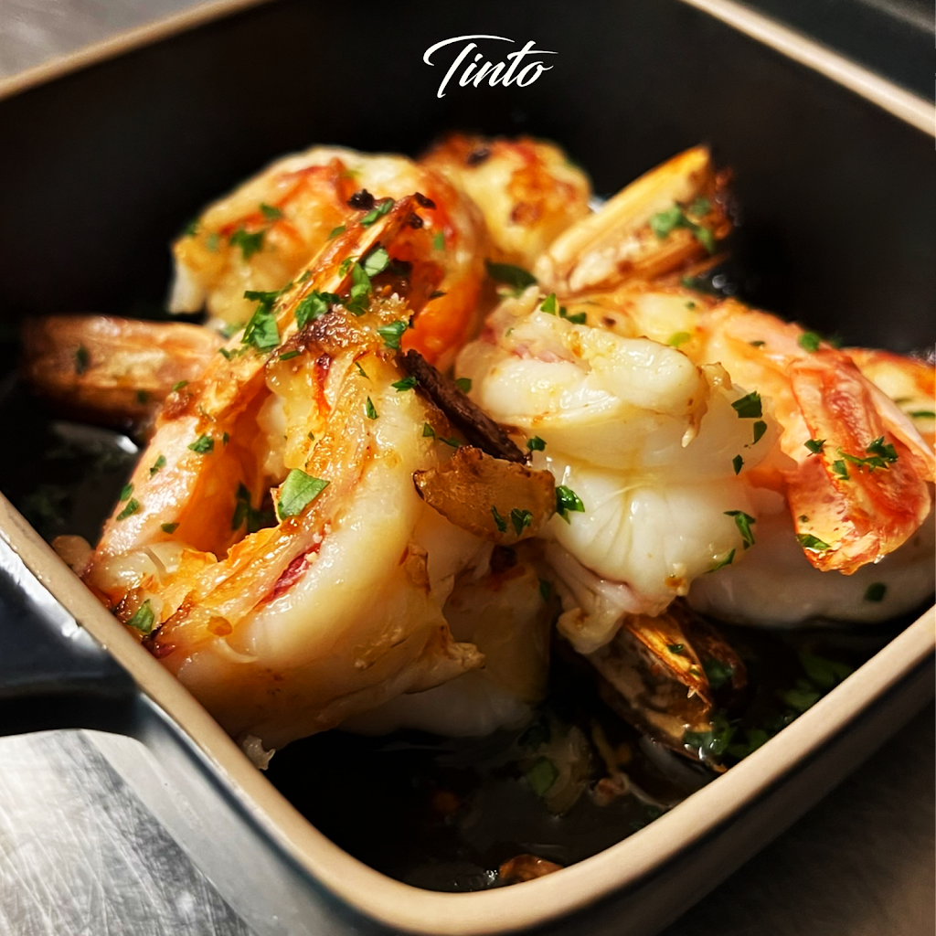 Tinto Palma — Comida y bebida