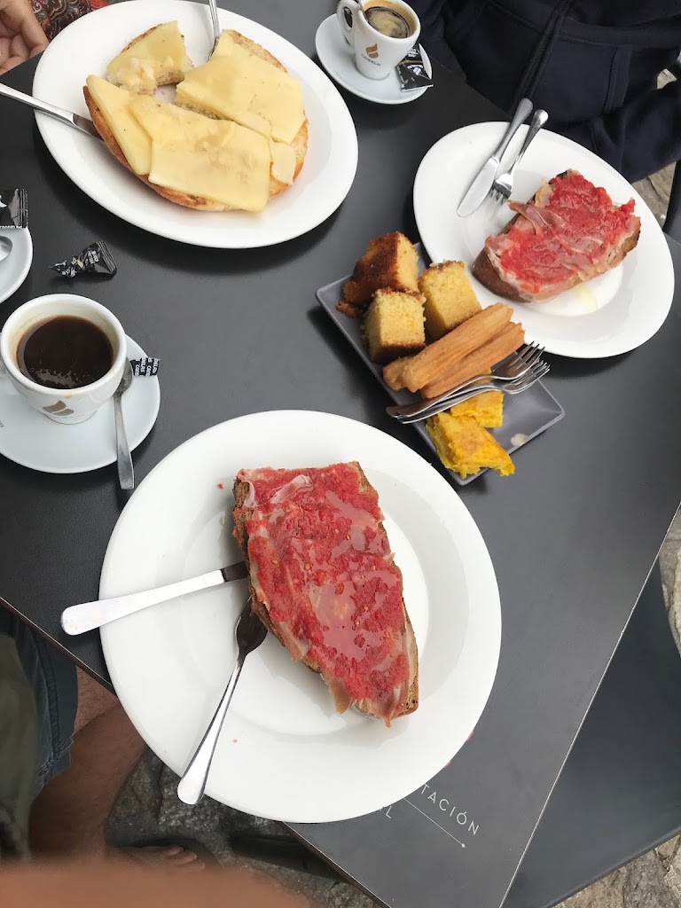 Cafe Bar Leon — Cafe