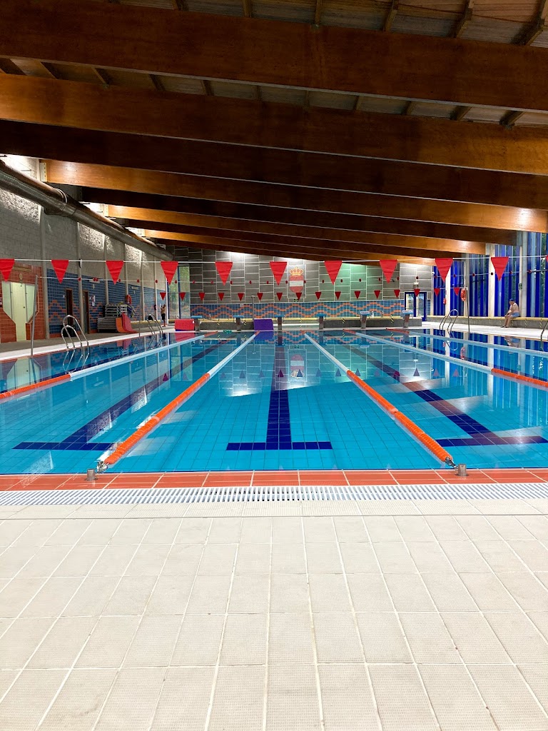 Piscina Cubierta Municipal Modesto Eiroa