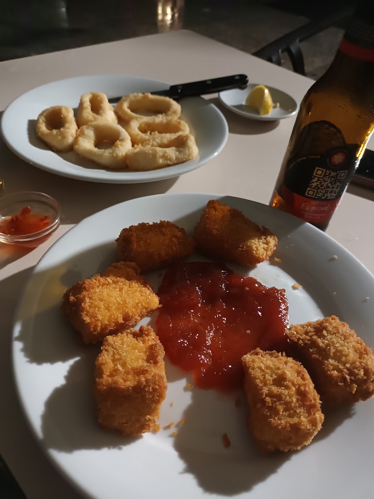 Plaza 43 — Comida y bebida