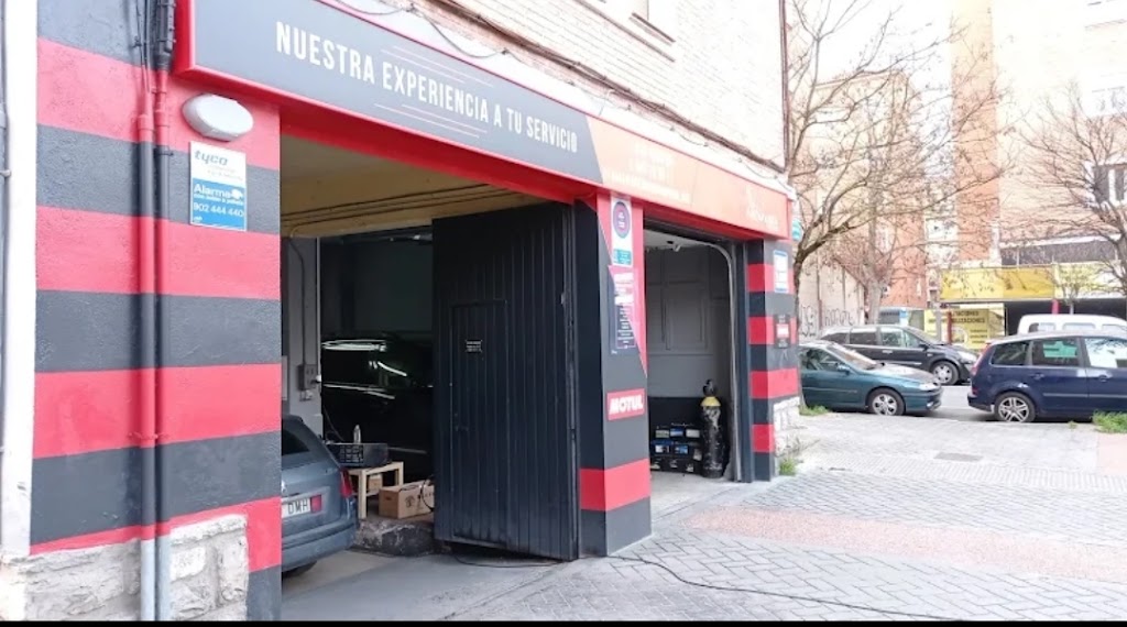 GARAJE ARIZNAVARRA — Exterior