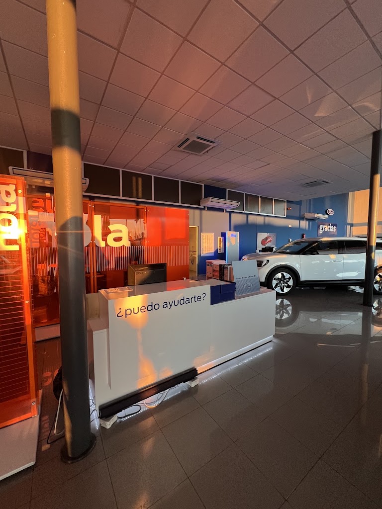 Concesionario Oficial Ford | MAVEN E HIJOS - ALMENDRALEJO — Interior