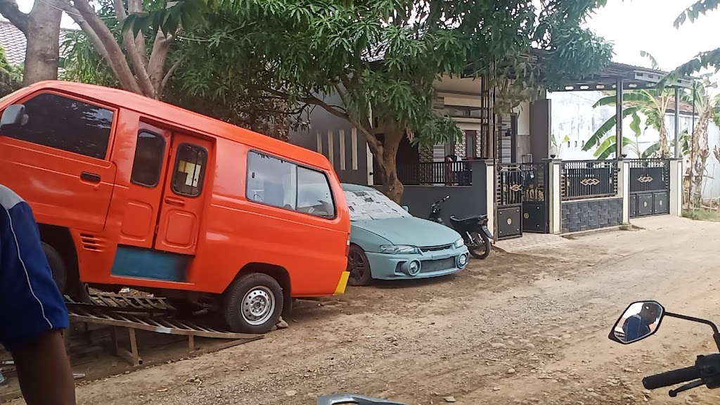 Bengkel Las dan cat mobil AYAK