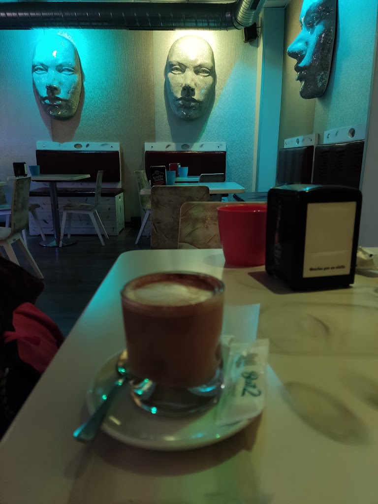 Cafeteria Vinateria La Muralla — Cafe