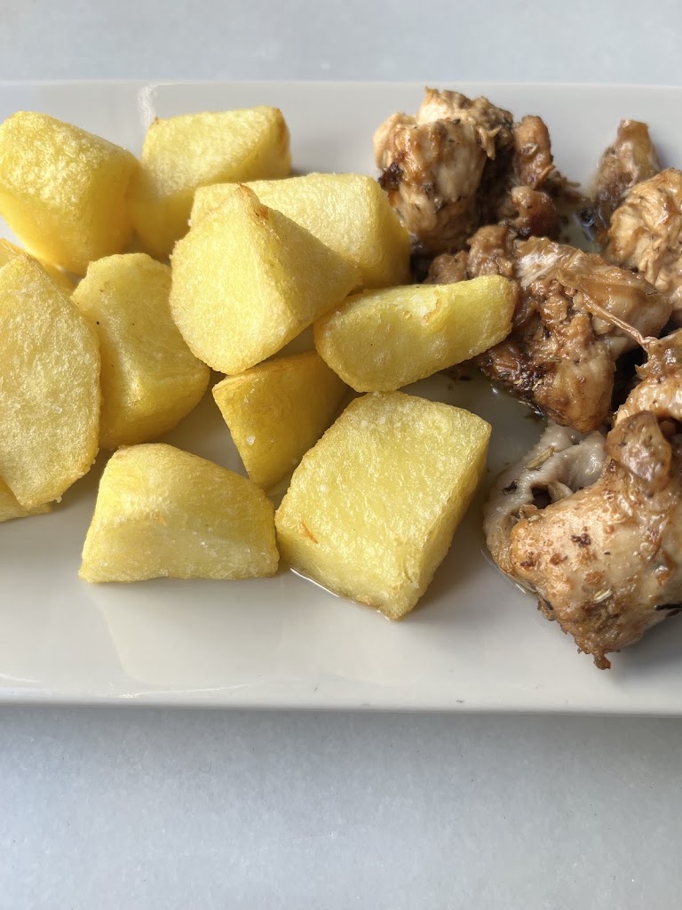 Los Reales — Comida y bebida