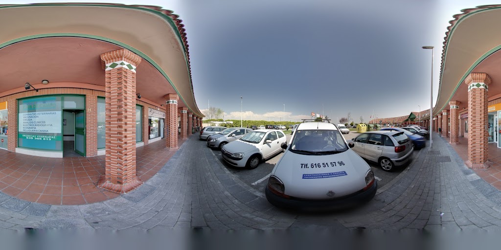Clinica Veterinaria Club de Campo — Street View y 360deg
