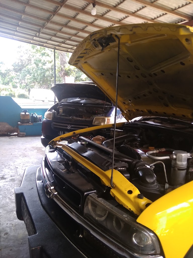 Bengkel Mobil 24 Jam