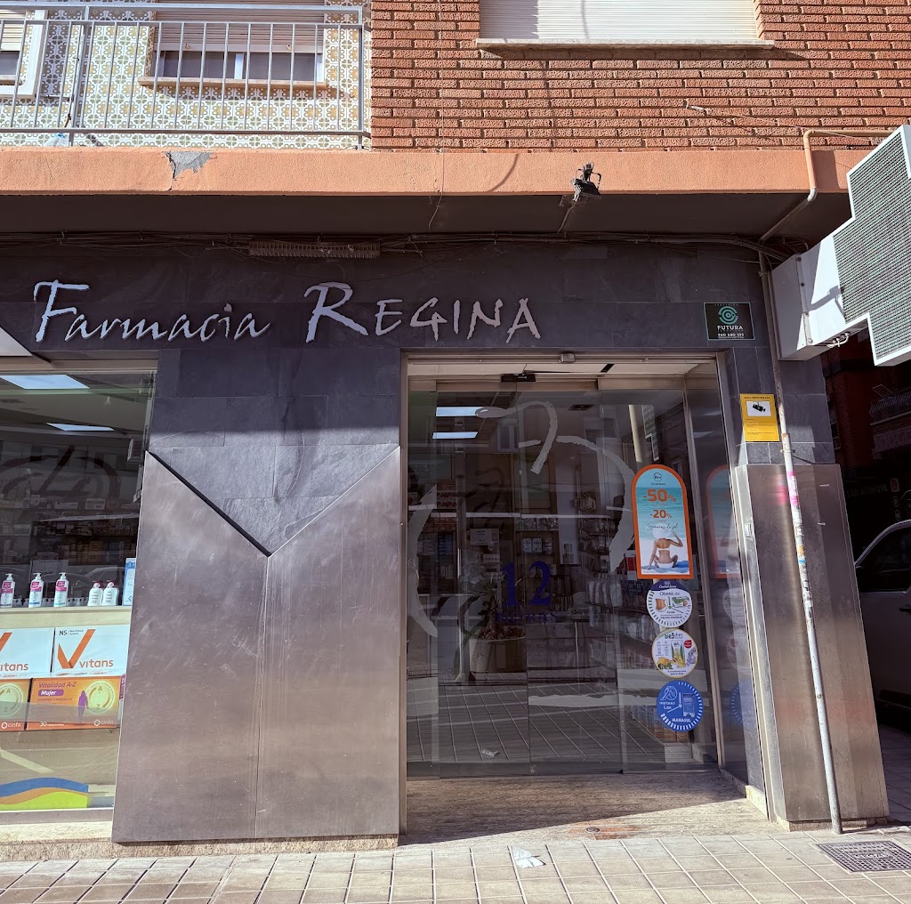 Farmacia Regina Manises — Del propietario