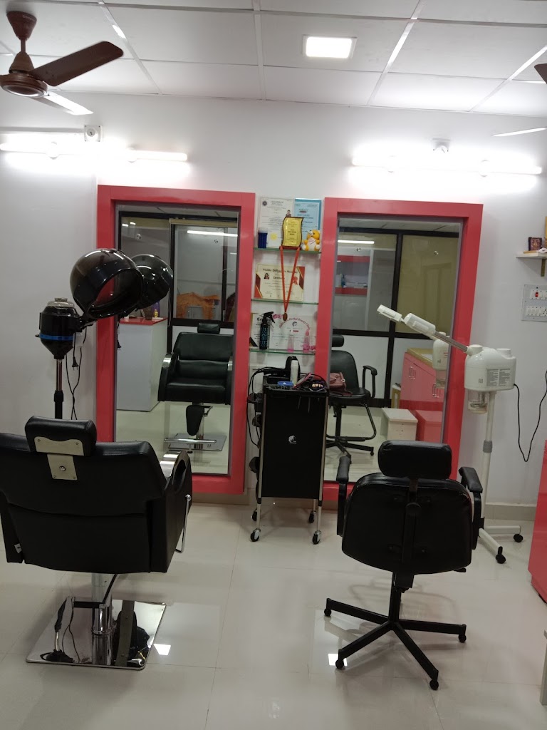 Fair N Fresh Beauty Parlour And Tailoring Training Institute