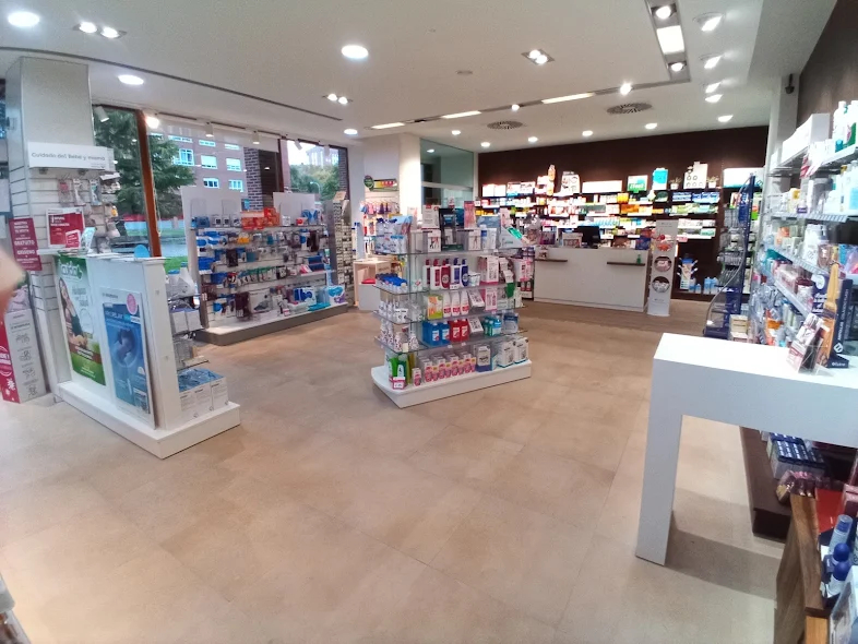 Farmacia Arriaga (Amaia Ruiz de la Ylla Alonso)| Vitoria-Gasteiz | zona lakua — Del propietario