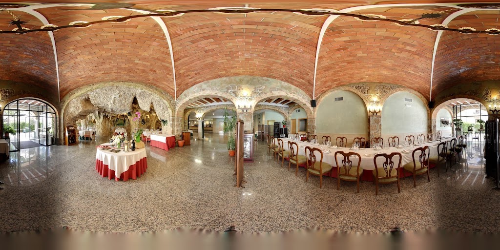 La gruta de Victor Restaurant — Ambiente
