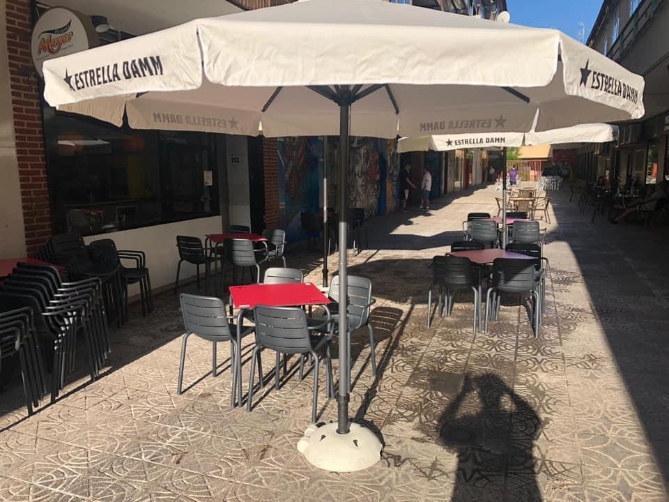 Pizzeria Mayor — Ambiente