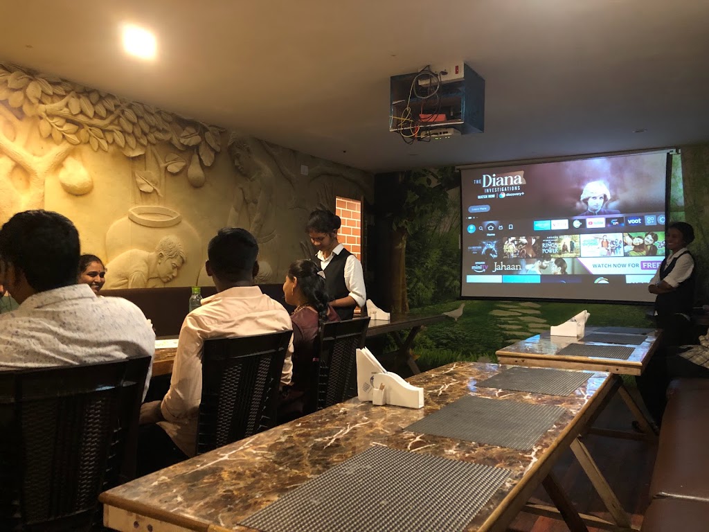 Bmd Bhai Mandi Dhaba Family Restaurant