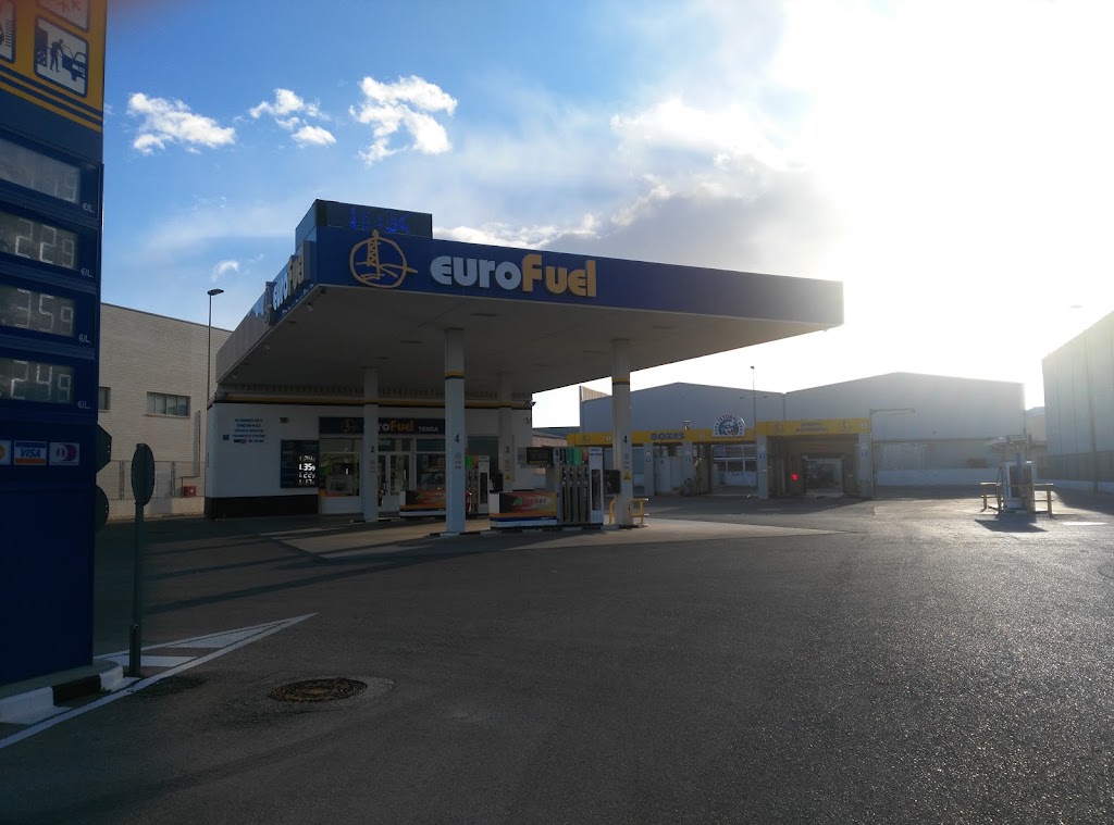 Estacion de Servicio Eurofuel — Surtidor de combustible