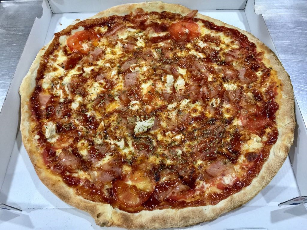 Pizzeria El Italiano — Pizza